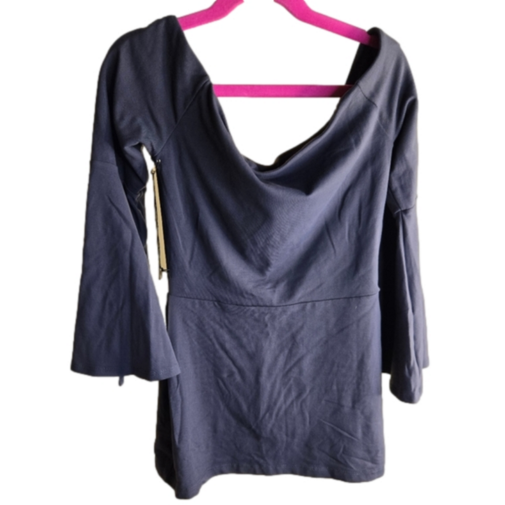 Susana Monaco NWT Long Bell Sleeve Top Size XSmall - Picture 1 of 9